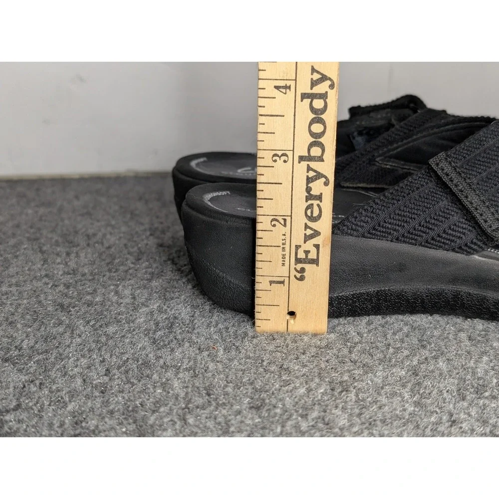 Women's Clarks, Arla Wave Adjustable Sandal 76960 Black‎ Size 7M Cloudstepper